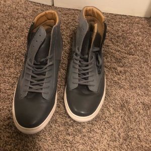 Midsize Shoe great shape